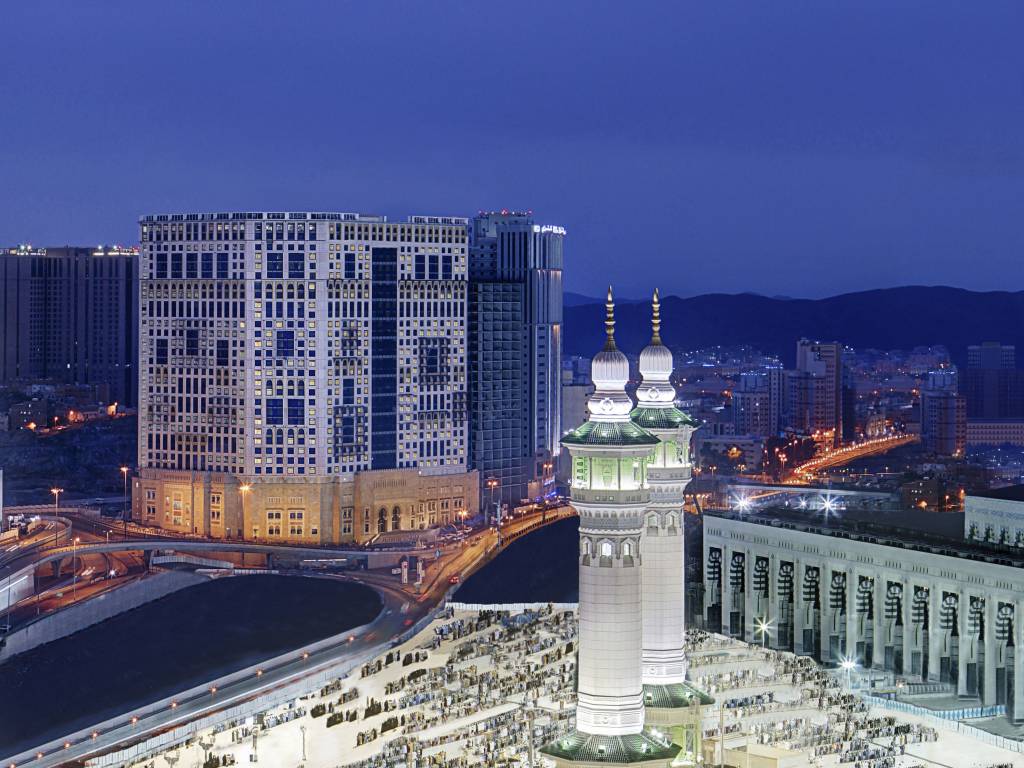 فندق أنجم مكة: دليل الإقامة العائلية الأقرب إلى الحرم المكي Makkah Advisor